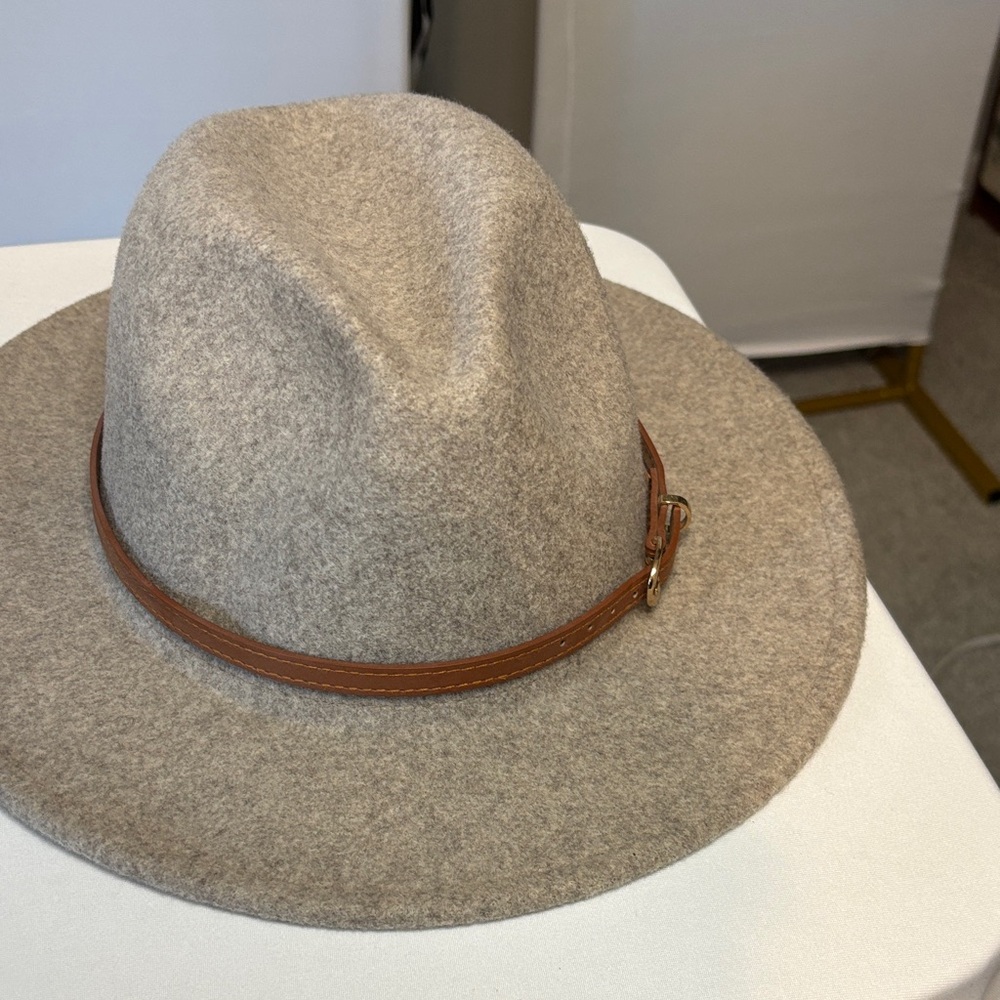 2 Classic Tan Wool Fedora Hats